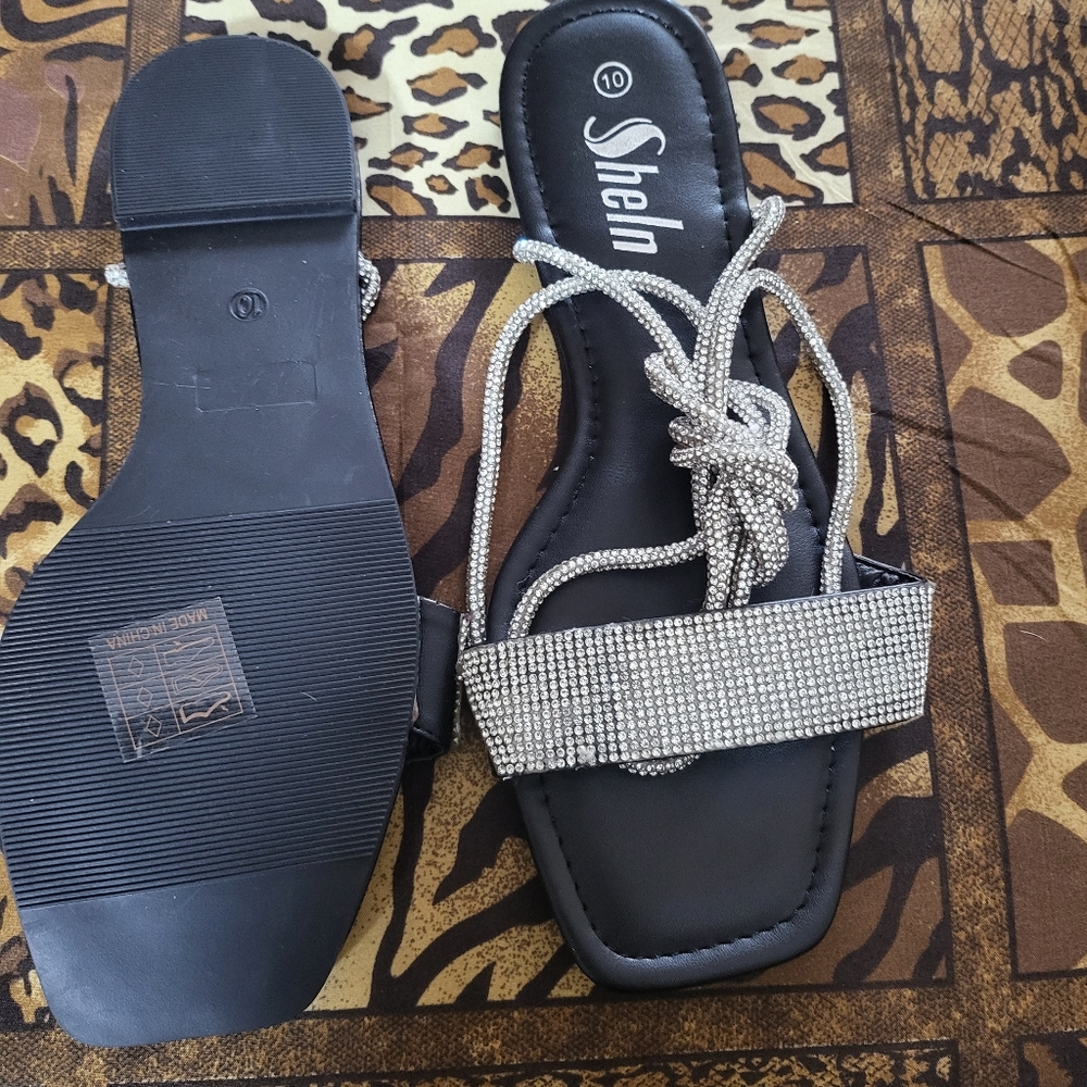 Black flat sandals